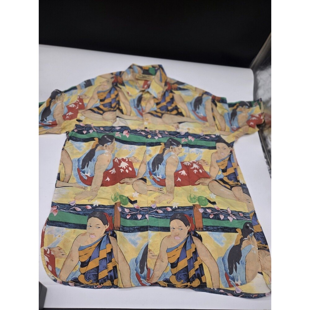 Silk Club Hawaiian Shirt Size Medium All Over Print Polynesian Woman